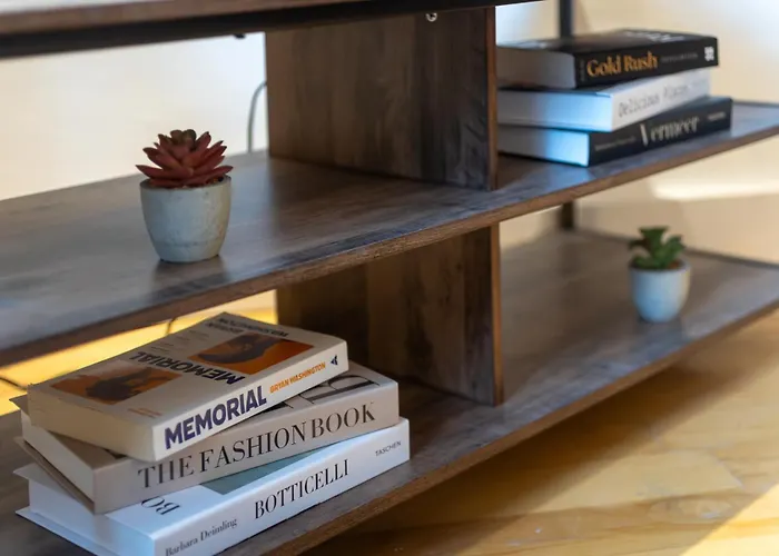 Apartment Flat-2bedrooms-2bath-by Fabaccommodation Bristol