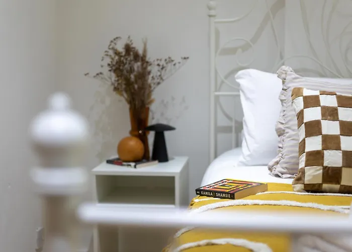 Апартаменты Flat-2bedrooms-2bath-by Fabaccommodation Бристоль