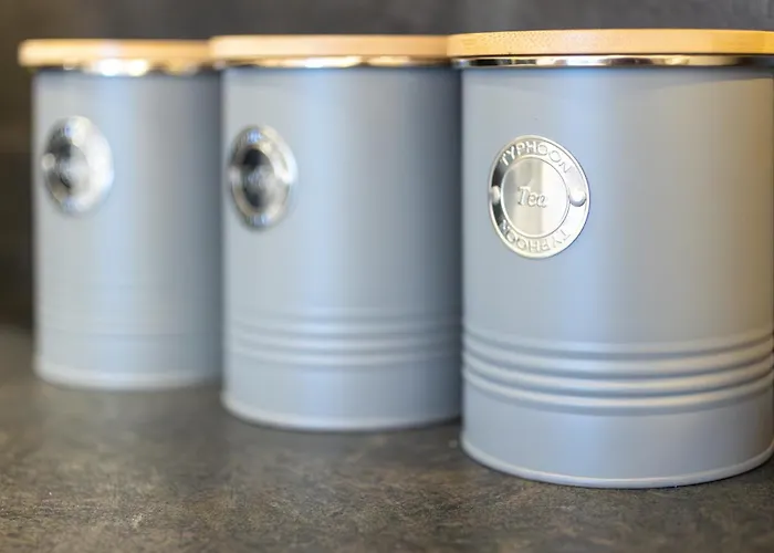 Flat-2bedrooms-2bath-by Fabaccommodation * Bristol